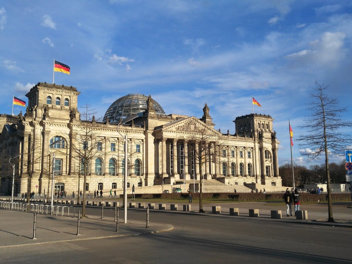 Außenansicht des Deutschen Bundestages